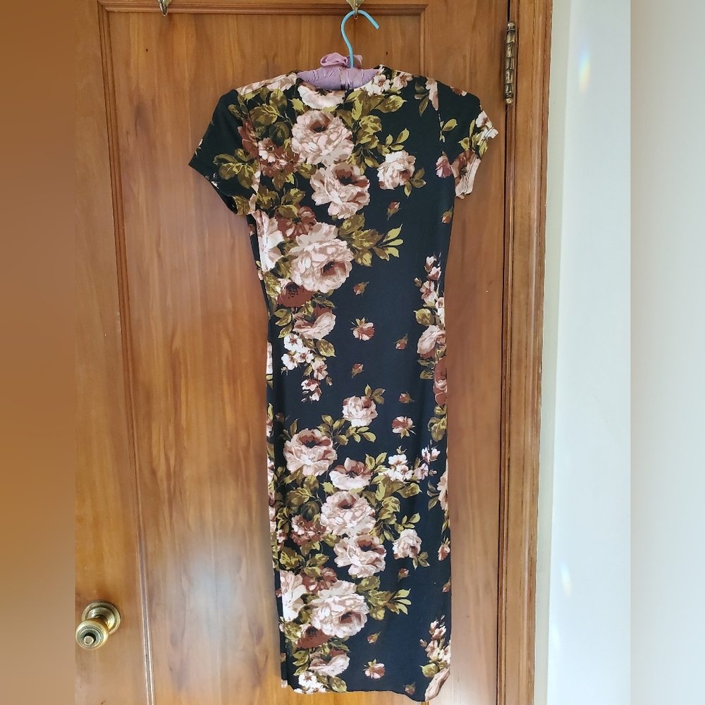 Love Cultute Black Floral Bodycon Dress, Womens Small